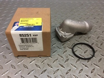 Ajuste: Saab 900 Cadillac Catera Saturn LS2 LW2 L300 salida de agua refrigerante 85251 Foto 1 de 4