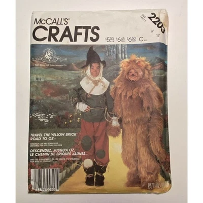 McCalls Crafts 2203 Wizard of Oz Scarecrow Lion Costume Child 4-6 Cut Complete - Image 1 of 4