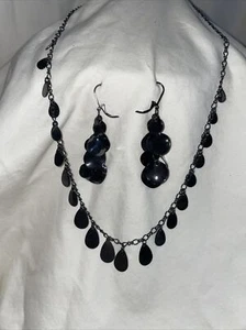 Jewelry Set (necklace & earrings) Gunmetal Gray - Picture 1 of 3