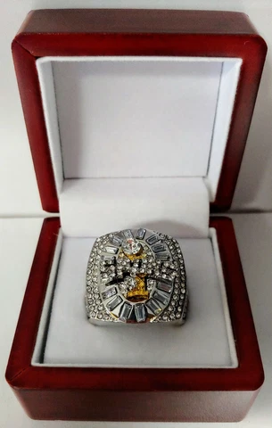 Tim Duncan - 2005 San Antonio Spurs Championship Ring With Wooden Display Box Cover