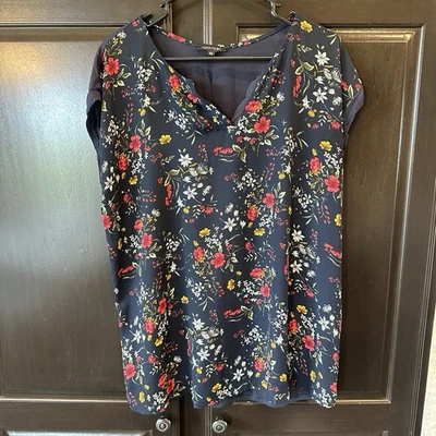 Papermoon Women's Floral Print Cap Sleeve Blouse Size XXL Navy - Image 1 of 4