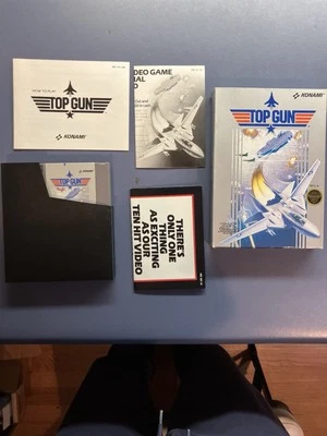 Top Gun (Nintendo NES) CIB! Complete With Box, Manual & Two Inserts - Image 1 of 4