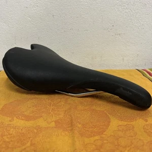 Fizik Aliante Bicycle Saddle Regular Anthracite/Black Road Racing Bike Seat 692 - Picture 1 of 8