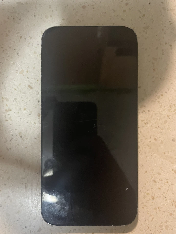 Apple iPhone 16 Plus 128 GB Negro - Red bloqueada Att o Cricket dañado Foto 1 de 4