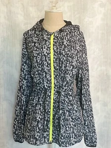 Fabletics Siena Lightweight Hooded Black & White & Lime Windbreaker Rain Jacket - Picture 1 of 12