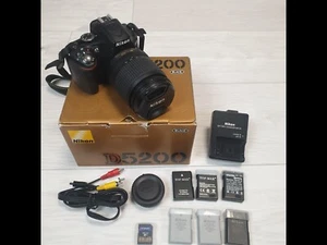 Nikon D5200 Digitalkamera mit Nikon DX AFS 18 - 105 Objektiv - Bild 1 von 13
