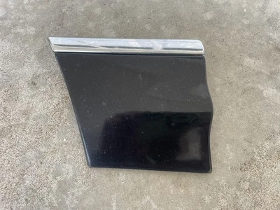 1997-2005 Buick Park Avenue Black Driver Front Fender Trim Molding OEM - Image 1 of 4