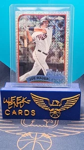 🔥 2024 Topps #2T89C-96 Joe Mauer 1989 Topps 35th Anniversary Mojo Refractor - Picture 1 of 2
