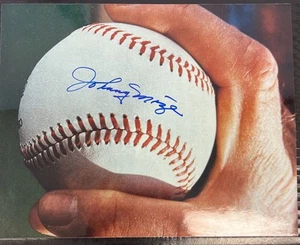 Johnny Mode Autographed Photo 10x8 - Picture 1 of 1