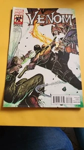 Venom #16 AND #17 1st Eddie Brock as Toxin Marvel 2012 - Picture 1 of 6