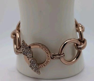 Estate Jewelry VICTORIA'S SECRET Rose Goldtone Toggle ANGEL WINGS Bracelet 8.25" - Image 1 of 4