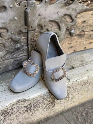 维多利亚式巴洛克式 18 世纪服装 Frock 鞋 假面舞会 高跟鞋 — 第 1/4 张图片