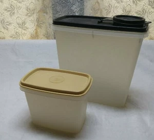 Tupperware Cereal Keeper & Smaller Tupperware Container 4"Tall 4.75" Long/w Lids - Picture 1 of 11