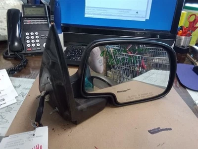 Passenger Side View Mirror Power Sail Mount LT Fits 00-02 SUBURBAN 1500 335146 - Image 1 of 4