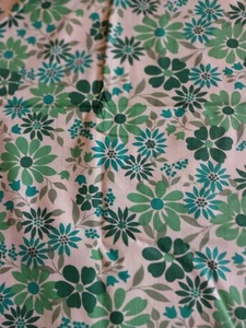 1 Yard 36" breiter Baumwollstoff grün und weiß - Bild 1 von 1