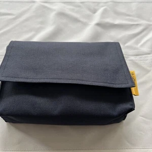 Lufthansa Business TRAVEL KIT New. Navy Blue - Picture 1 of 3