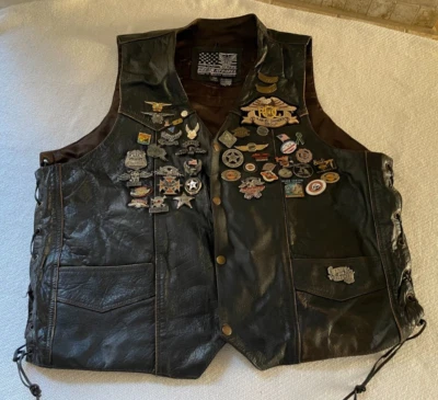 Chaleco de cuero Biker's Dream Apparel con MUCHOS alfileres y parches talla 50 Negro EE. UU. Foto 1 de 4