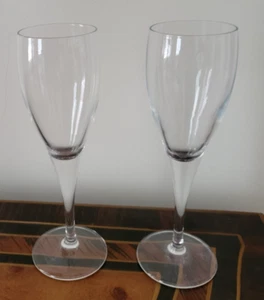 Pair of BORMIOLI ROCCO (etched on Bottom) 8" Flute Shaped 8 oz (Pattern unknown) - Picture 1 of 5