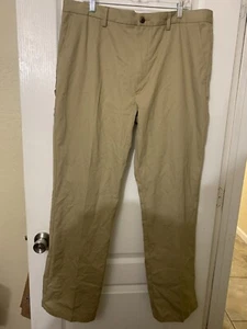 Pantaloni eleganti uomo St. Johns Bay marrone 40x34 marrone kaki vestibilità classica cura facile nuovi con etichette - Foto 1 di 4