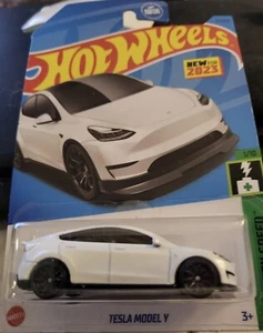 Tesla Model Y Hot Wheels 2023 White 1/64 - Picture 1 of 1
