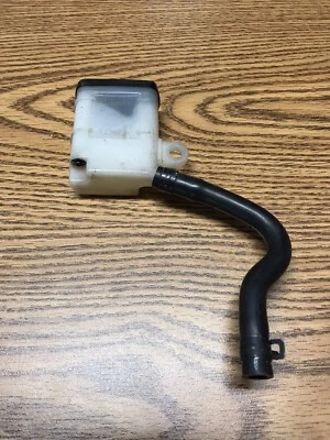 HONDA CBR250R 2011-2013 FRENO TRASERO CILINDRO MAESTRO TAZA ACEITE PARTE # 43511-KYJ-901 Foto 1 de 4