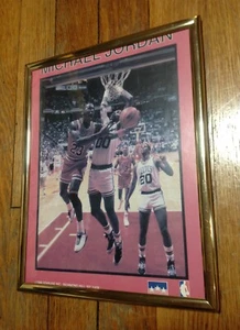NIKE Vtg MICHAEL AIR JORDAN BULLS STARLINE 8X10 FRAMED OG 1988 PHOTOGRAPH CARD - Picture 1 of 4