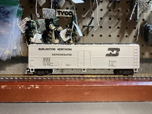 Modellino auto Power HO Burlington Northern Box 67908 - Foto 1 di 5