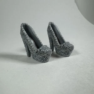 Mattel Barbie Shoes Grey Heels Platform Pumps Textured Pearls Dressy - Picture 1 of 5