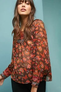 ¡Nuevo! XS NUEVO CON ETIQUETAS Blusa Anthropologie Ranna Gill "Montrose Bordado Campesino Top" - Imagen 1 de 6