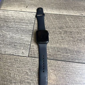 Apple Watch Series 4 GPS Smartwatch Black Strap 44mm 1.78" Display Aluminum Case - Picture 1 of 7