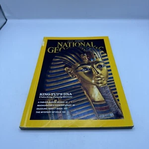 NATIONAL GEOGRAPHIC - September 2010 - KING TUT's DNA - Picture 1 of 4