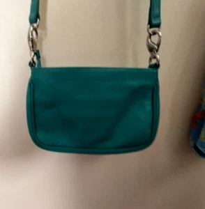 Türkis Ledertasche mit Reißverschluss - Bild 1 von 5