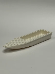 Lego 28x8 Boat - REALLY FLOATS - Picture 1 of 1