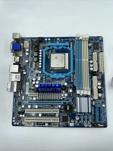 Carte mère Gigabyte GA-MA785GMT-UD2H avec processeur AMD Athlon II et ventirad - Afbeelding 1 van 7