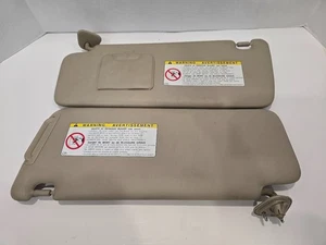Juego de parasol izquierdo derecho Toyota Highlander 2001-2003 par bronceado usado OEM P804 - Imagen 1 de 13