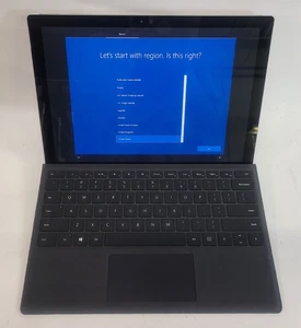 Microsoft Surface Pro 4 12.3" i5-6300U 4GB RAM 128GB SSD Win 10 Pro w/ Keyboard - Afbeelding 1 van 11