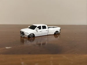 1/64 Custom Dodge Ram 3500 Dually - Bild 1 von 10