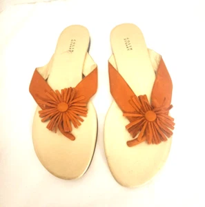 Sandalias Colin Stuart de gamuza naranja con flores talla 10 nuevas sin caja. - Imagen 1 de 8