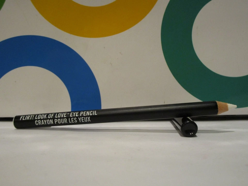 ESTEE LAUDER FLIRT ~ FLIRT LOOK OF LOVE EYE PENCIL ~ # 04 SUGAR PIE ~ UNBOXED - Image 1 of 1