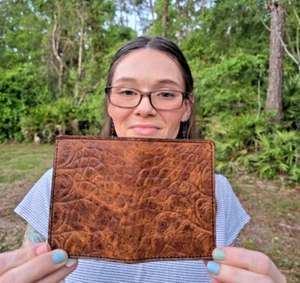 ALLIGATOR Credit Card case FAUX GATOR Skin Handmade MILLENNIAL Credit Card case - Picture 1 of 9