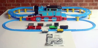 Thomas the Tank Engine Giant Set 7404 Tomy Train Foto 1 de 4