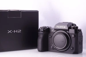Fujifilm X-H2 Body in neuwertigem Zustand mit Box Shutter Count 7596 - Bild 1 von 9