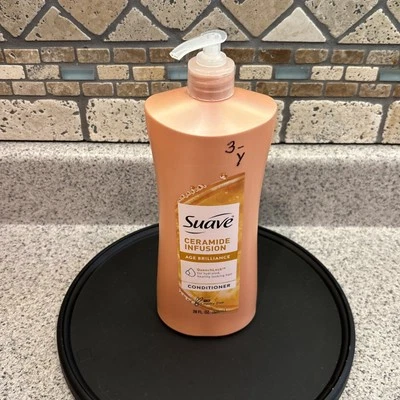 Suave CERAMIDE INFUSION Conditioner AGE BRILLIANCE Quenchlock 28 oz - Image 1 of 4