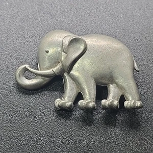 Vintage Elefant Brosche Anstecknadel Anhänger silberfarben Schmuck 2,5"x1,5" Tier unbeschriftet - Bild 1 von 8