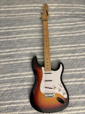 Guitarra Eléctrica Peavey Predator - Hecha en los EE. UU. Foto 1 de 4