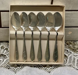 VTG Set Of Six Tudor Silver Plate Flat Ice Cream Spoons In Box. Rare - Picture 1 of 12