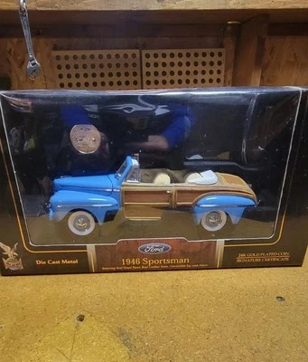  Die-cast Ford 1946 Sportsman Scale1:18 Featuring Real Wood,  Cloth ,metal  - Image 1 of 3