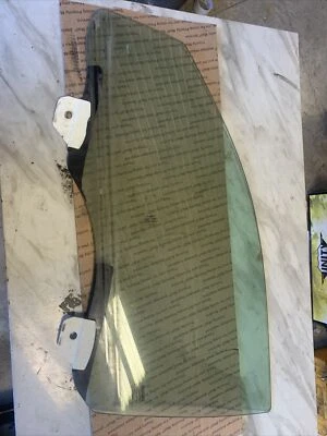 11-14 Chrysler 200 / Dodge Avenger Driver Left Front Laminated Door Glass - Image 1 of 4