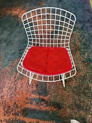 Par de sillas infantiles Bertoia Mid Century Foto 1 de 4