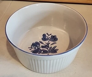 Vintage Pfaltzgraff #408 Large Souffle Casserole Dish Yorktowne Pattern 2qt 8.5" - Picture 1 of 4